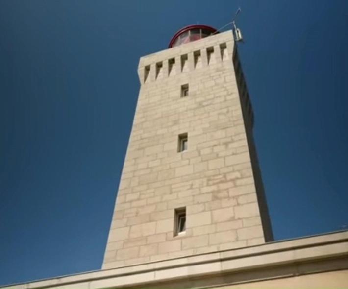 Vue Mer Et Remparts. Entre Vieille Ville Et Plages Antibes Exterior photo